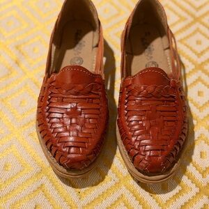 100% Leather, Handmade Huaraches - reddish-brown